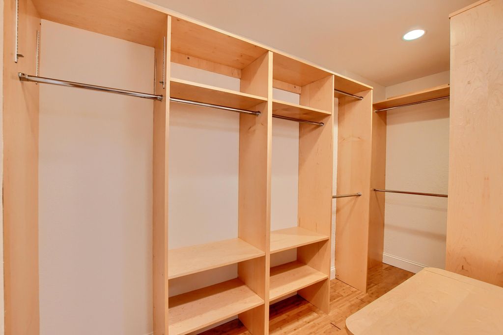 Image 21 of property listing at 2334 Timbercreek Circle NW, Boca Raton, FL 33431