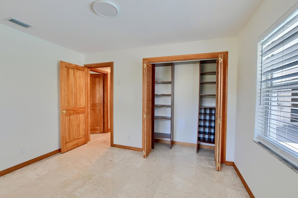 Image 33 of property listing at 2334 Timbercreek Circle NW, Boca Raton, FL 33431