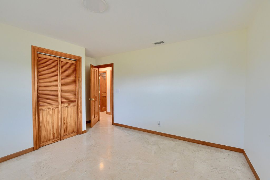 Image 36 of property listing at 2334 Timbercreek Circle NW, Boca Raton, FL 33431