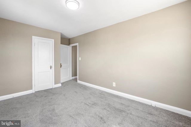 7001 DUNBAR RD, Dundalk, MD 21222
