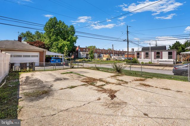 7001 DUNBAR RD, Dundalk, MD 21222