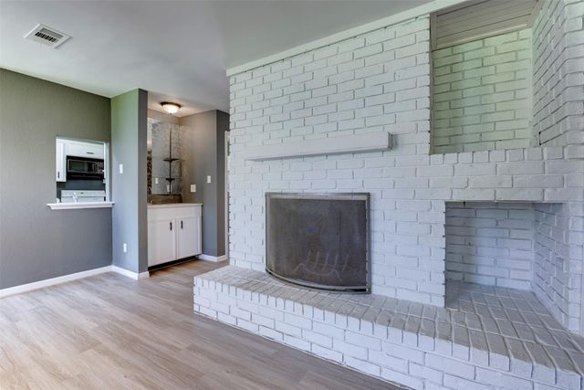 25 Clover Bend Street, La Marque, TX 77568