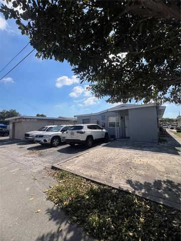 1711 Thomas Street, Hollywood, FL 33020