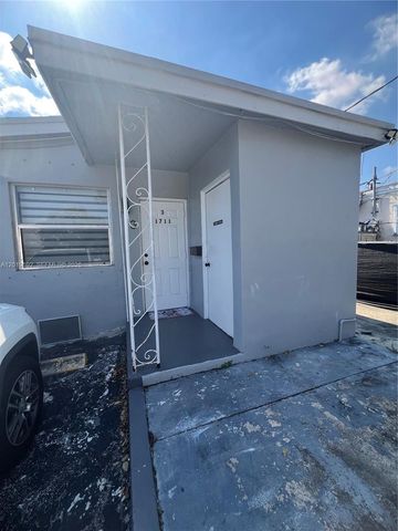 1711 Thomas Street, Hollywood, FL 33020