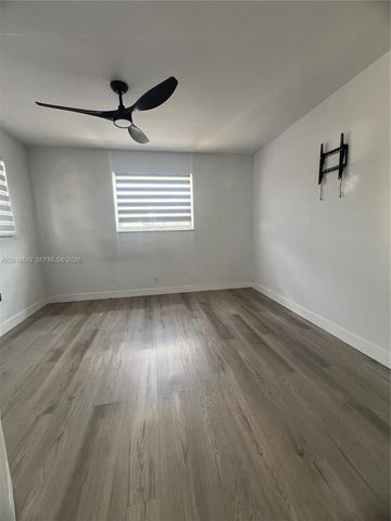 1711 Thomas Street, Hollywood, FL 33020