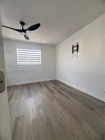1711 Thomas Street, Hollywood, FL 33020