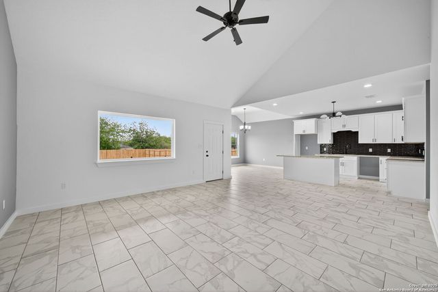 19736 Alexander Nova, Somerset, TX 78069
