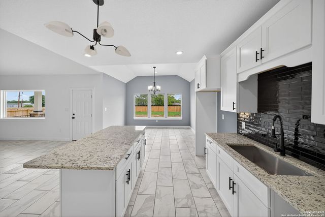 19736 Alexander Nova, Somerset, TX 78069