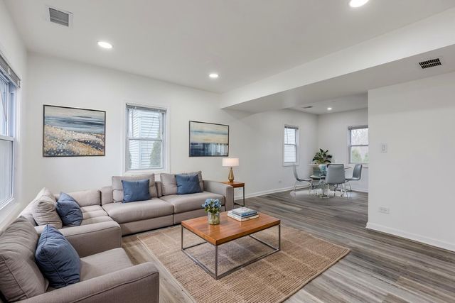 37544 N Columbus Avenue, Lake Villa, IL 60046