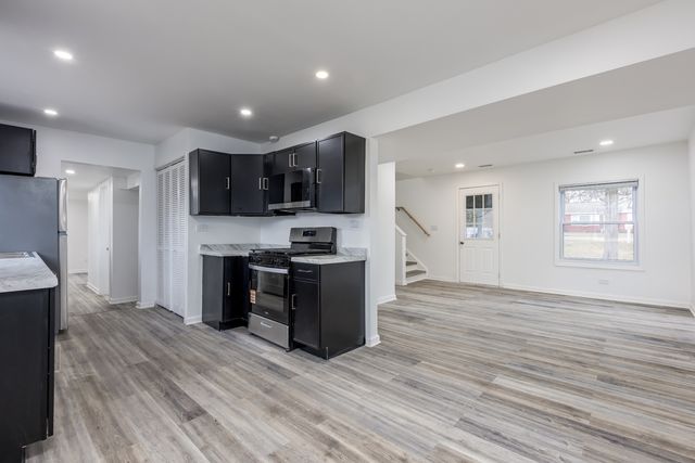 37544 N Columbus Avenue, Lake Villa, IL 60046