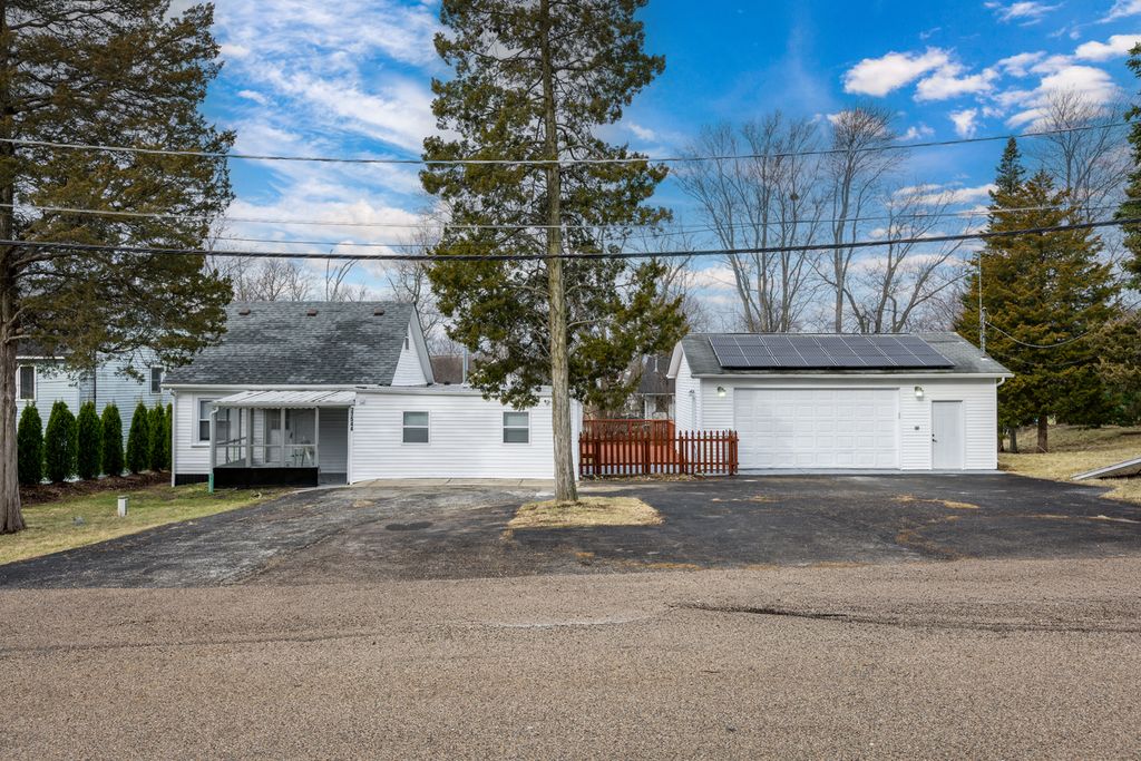 37544 N Columbus Avenue, Lake Villa, IL 60046