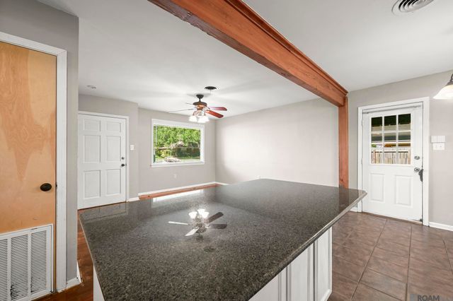 3827 Noble St, Zachary, LA 70791
