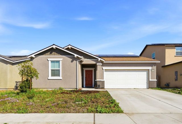 1834 W Twilight Street, Hanford, CA 93230