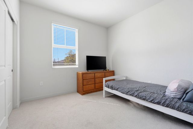 1834 W Twilight Street, Hanford, CA 93230