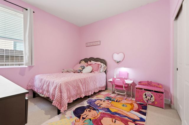 1834 W Twilight Street, Hanford, CA 93230