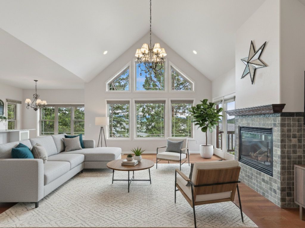 151 Whisper Ridge Drive, Bigfork, MT 59911