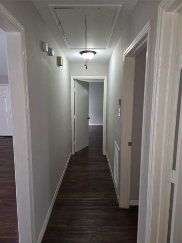 6303 Gladewell Drive, Houston, TX 77072