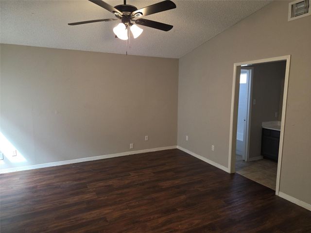 6303 Gladewell Drive, Houston, TX 77072