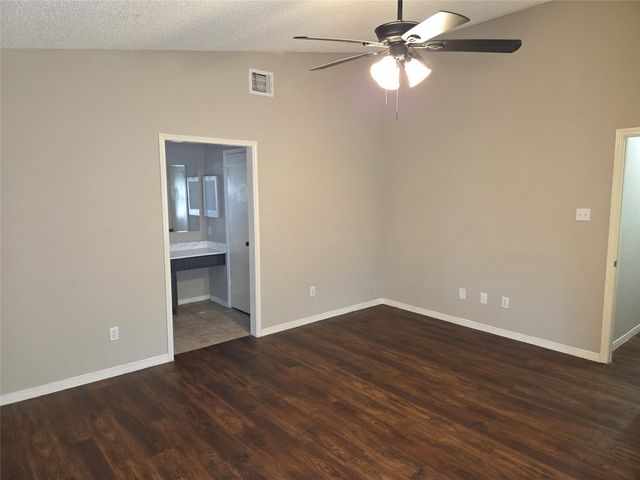 6303 Gladewell Drive, Houston, TX 77072