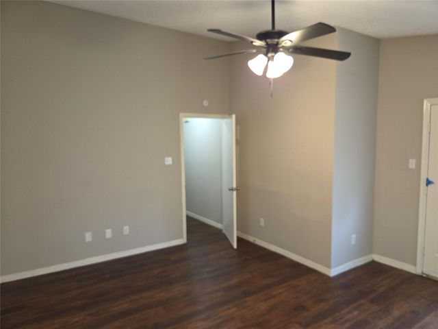 6303 Gladewell Drive, Houston, TX 77072