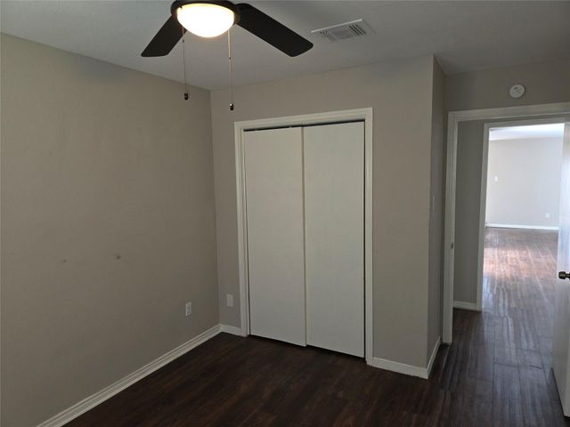 6303 Gladewell Drive, Houston, TX 77072