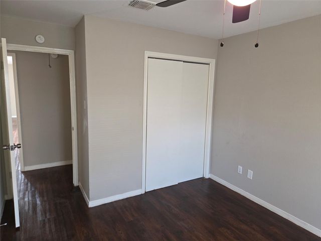 6303 Gladewell Drive, Houston, TX 77072