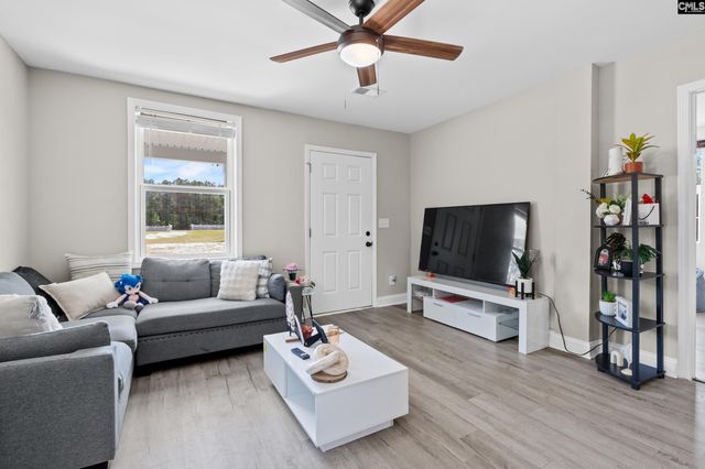 1629 Redmond Mill Road, Swansea, SC 29160