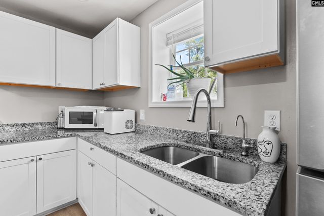 1629 Redmond Mill Road, Swansea, SC 29160