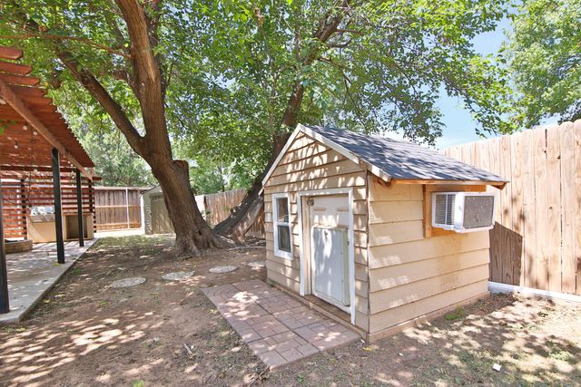 4818 73rd Street, Lubbock, TX 79424