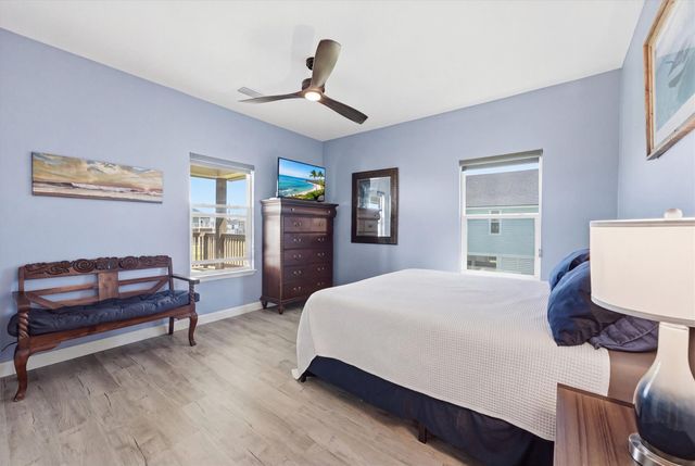 18307 Warrior Road, Galveston, TX 77554