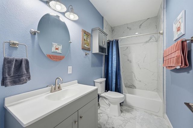 18307 Warrior Road, Galveston, TX 77554