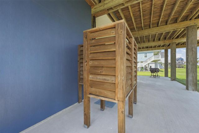 18307 Warrior Road, Galveston, TX 77554