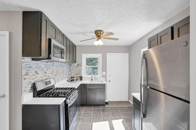2223 Delavan Drive, Columbus, OH 43219