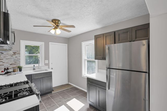 2223 Delavan Drive, Columbus, OH 43219