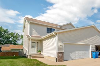 1101 Lois Lane, Waterloo, IA 50702