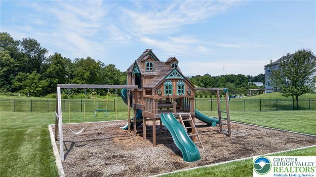 1333 Colony Lane, Plainfield Twp, PA 18072