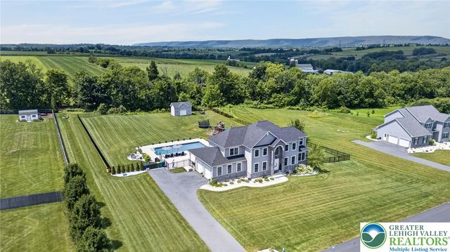 1333 Colony Lane, Plainfield Twp, PA 18072
