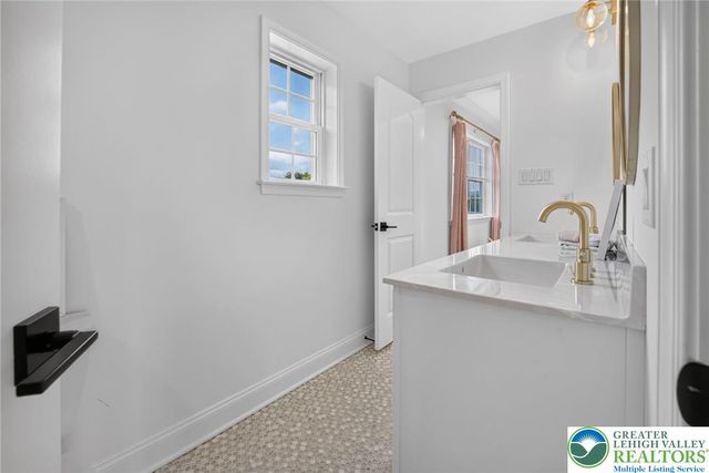 1333 Colony Lane, Plainfield Twp, PA 18072
