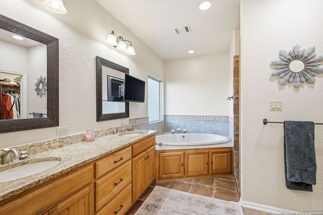 3019 Single Peak, San Antonio, TX 78261