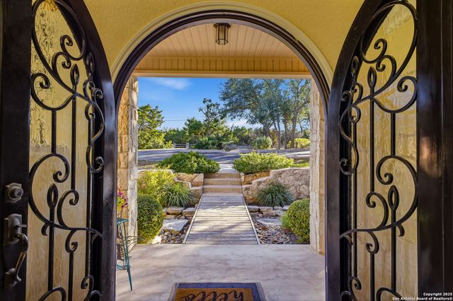 3019 Single Peak, San Antonio, TX 78261