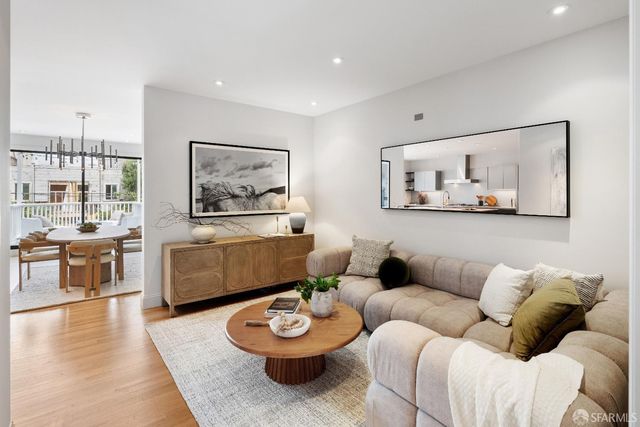 172 Cervantes Boulevard, San Francisco, CA 94123