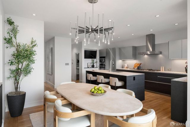 172 Cervantes Boulevard, San Francisco, CA 94123