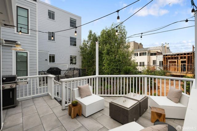 172 Cervantes Boulevard, San Francisco, CA 94123