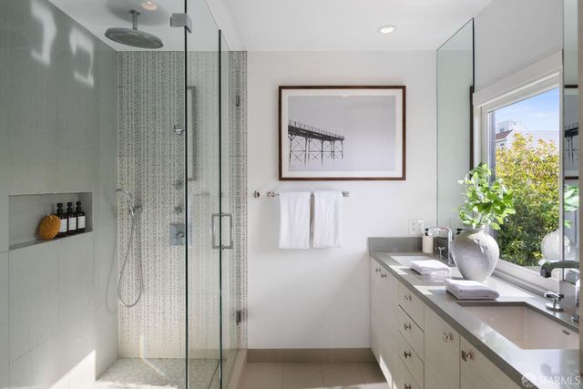 172 Cervantes Boulevard, San Francisco, CA 94123