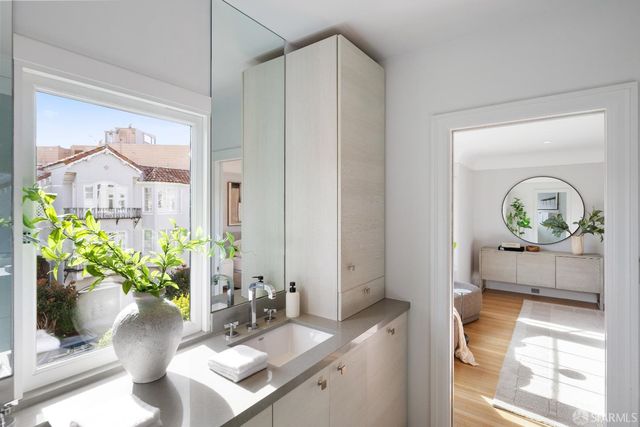 172 Cervantes Boulevard, San Francisco, CA 94123