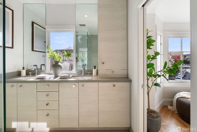 172 Cervantes Boulevard, San Francisco, CA 94123