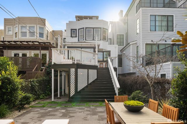 172 Cervantes Boulevard, San Francisco, CA 94123