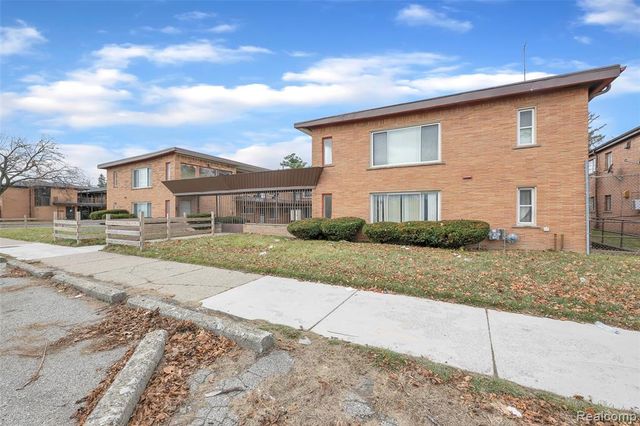 16721 Greenfield Road, Detroit, MI 48235