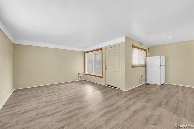 16721 Greenfield Road, Detroit, MI 48235