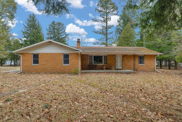 3455 Lakeshore Road, Lexington, MI 48450